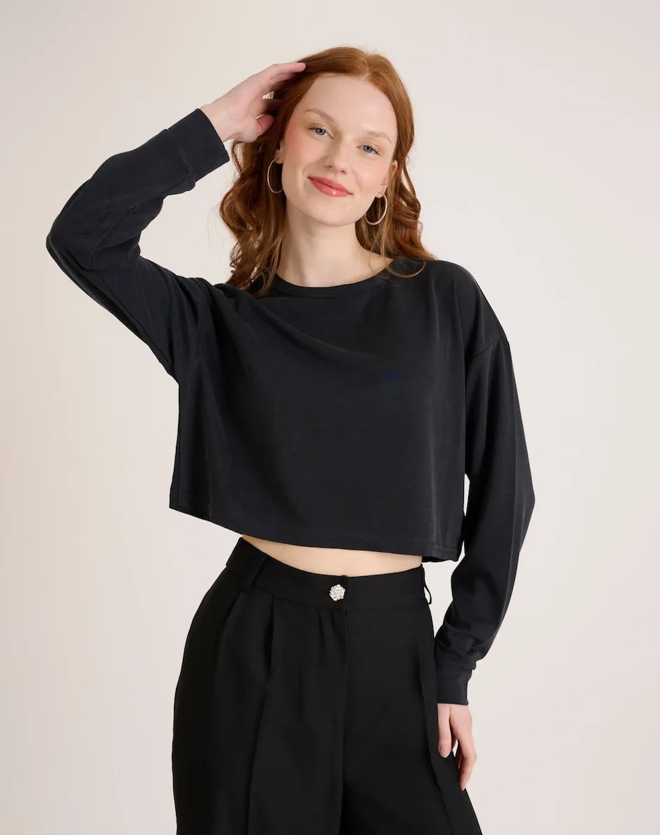 Женская короткая футболка с круглым вырезом Naf Naf, черный
Женская короткая футболка с круглым вырезом Naf Naf, черный