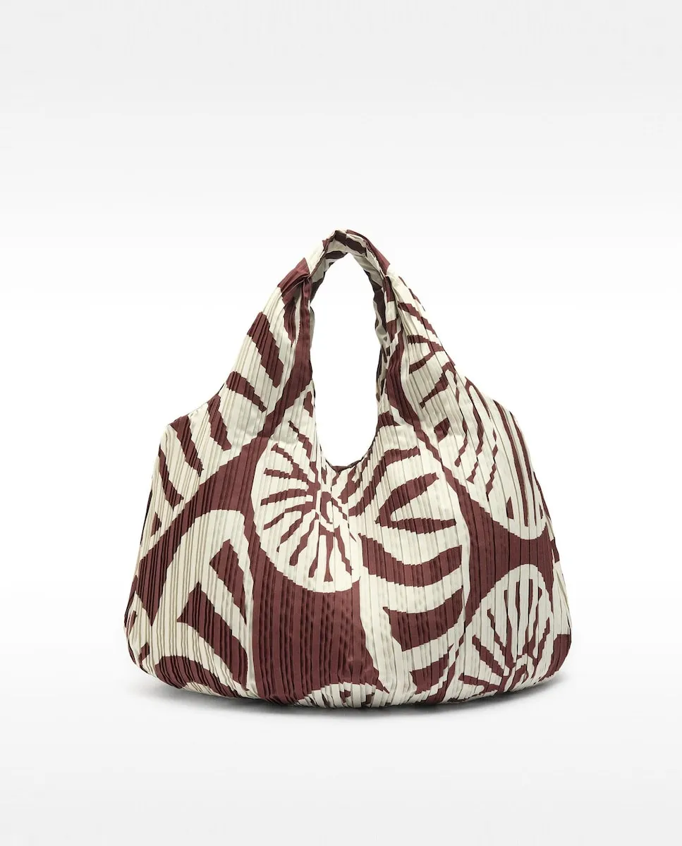 Плиссированная сумка через плечо с принтом «открытая раковина» Parfois, белый/коричневый
Плиссированная сумка через плечо с принтом «открытая раковина» Parfois, белый/коричневый