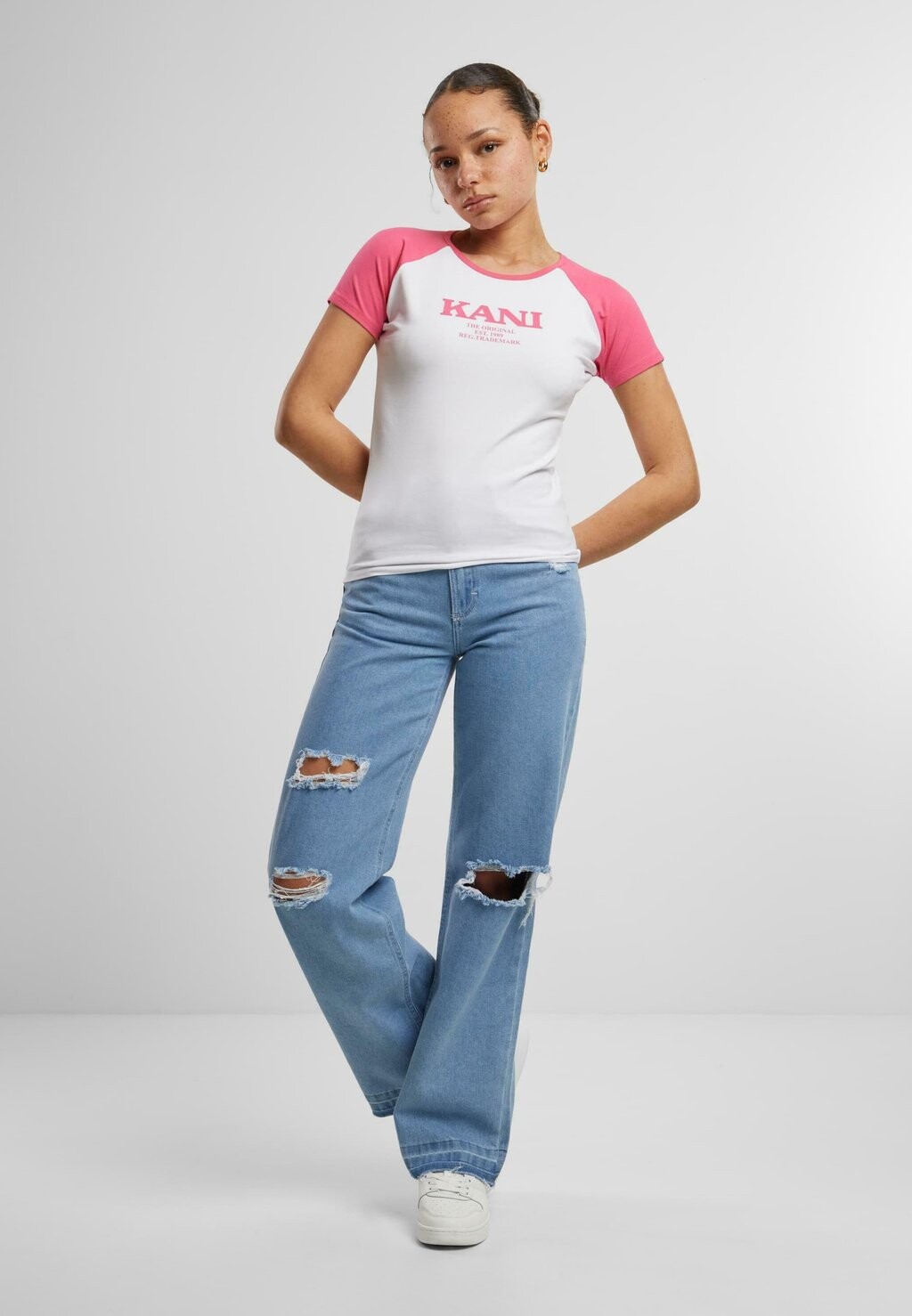 Футболка с набивным рисунком Retro Tiny Karl Kani, бело-розовый
Футболка с набивным рисунком Retro Tiny Karl Kani, бело-розовый