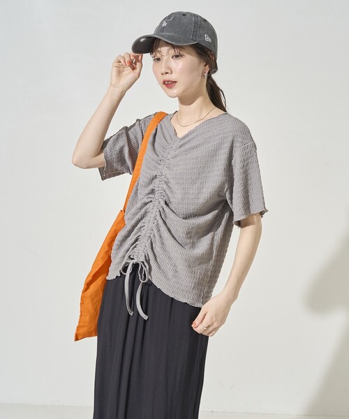 Футболка с коротким рукавом и сборками FREAK'S STORE, светло-серый
Футболка с коротким рукавом и сборками FREAK'S STORE, светло-серый