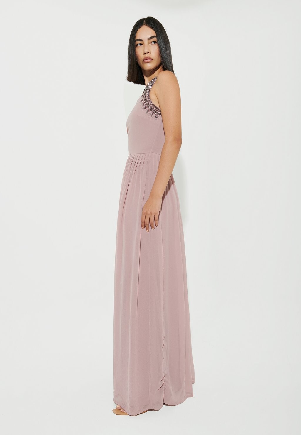 Длинное платье BEAUUT, розовый
Длинное платье BEAUUT, розовый