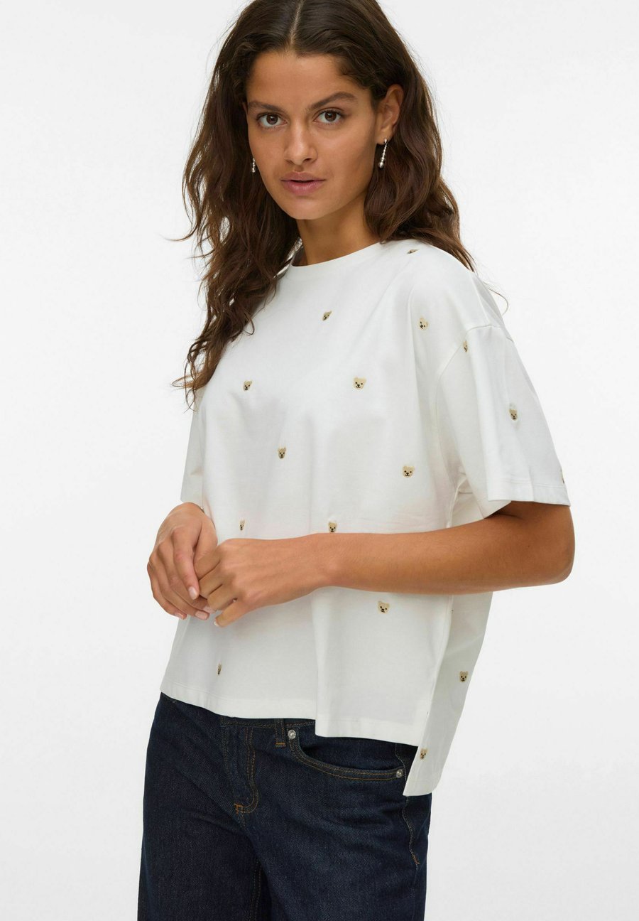 Футболка Vero Moda Print T-shirt, Snow White/White, Белый, Футболка Vero Moda Print T-shirt, Snow White/White
Футболка Vero Moda Print T-shirt, Snow White/White, Белый, Футболка Vero Moda Print T-shirt, Snow White/White