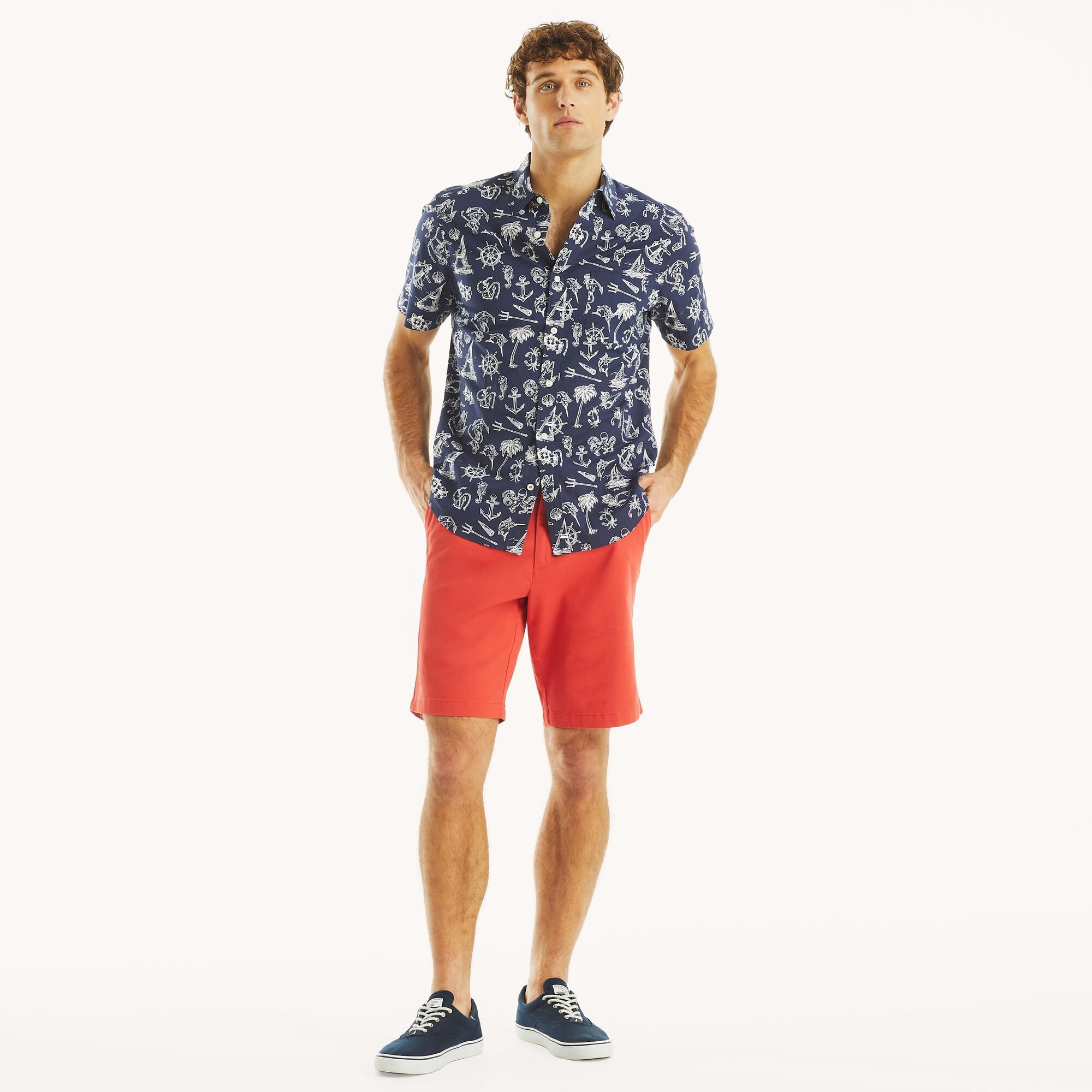 Шорты мужские Nautica, цвет sunbaked red
Шорты мужские Nautica, цвет sunbaked red