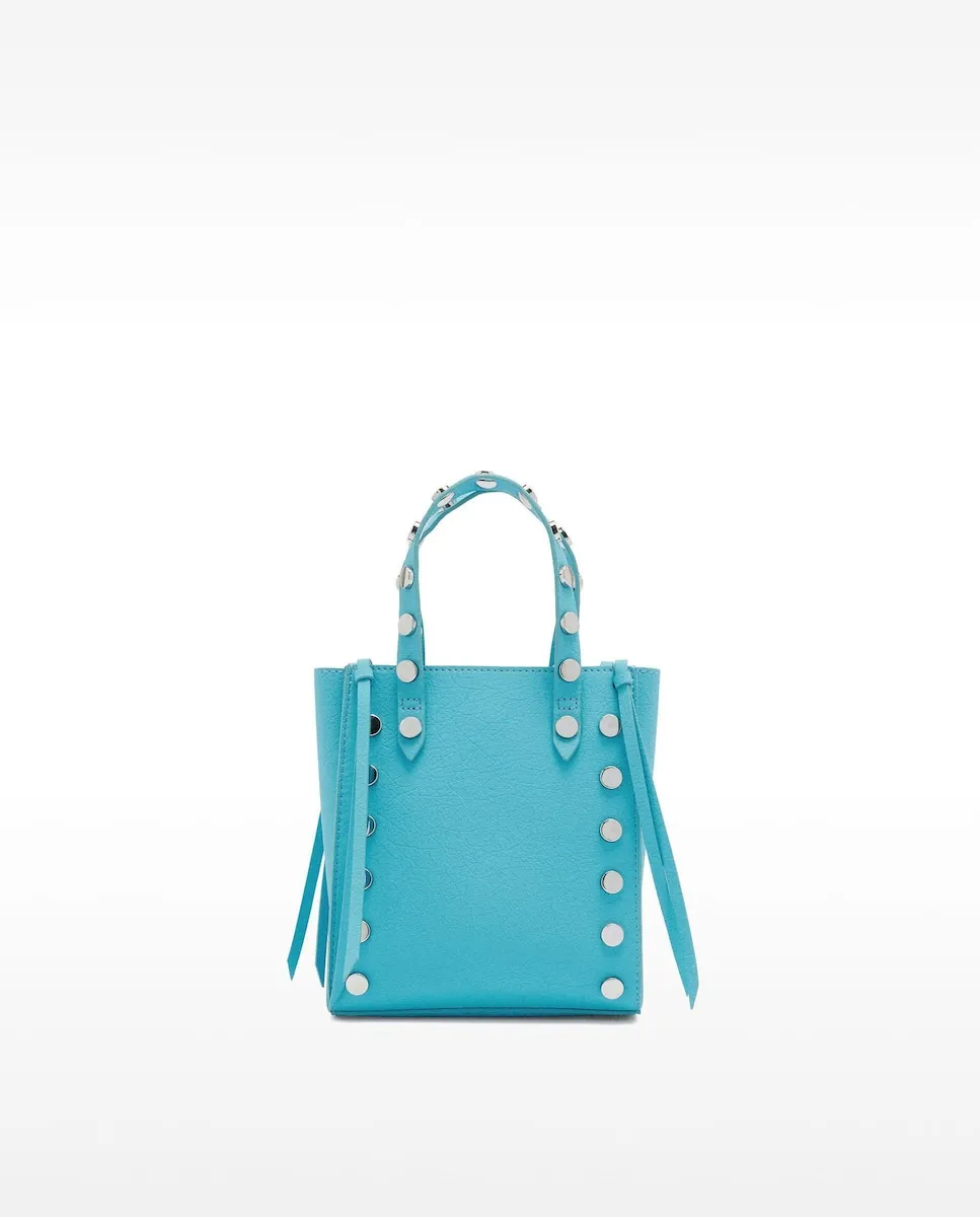 Сумка-тоут на руку, трансформирующаяся в сумку через плечо, с декоративными заклепками и магнитной застежкой, однотонная Parfois, синий 
Сумка-тоут на руку, трансформирующаяся в сумку через плечо, с декоративными заклепками и магнитной застежкой, однотонная Parfois, синий