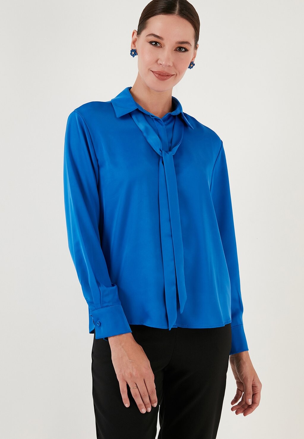 Блузка на пуговицах REGULAR FIT LELA, синий
Блузка на пуговицах REGULAR FIT LELA, синий