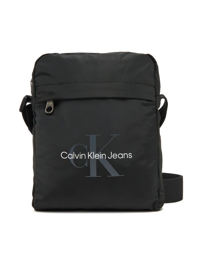 Сумка через плечо Calvin Klein Jeans Sport Essentials Reporter 18 LV04G3000G, черный
Сумка через плечо Calvin Klein Jeans Sport Essentials Reporter 18 LV04G3000G, черный