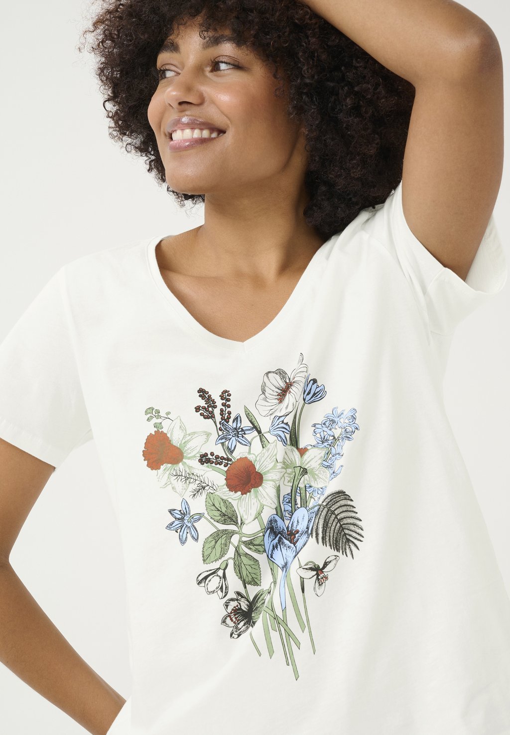 Футболка с принтом ELVIRE V-NECK Cream, белый
Футболка с принтом ELVIRE V-NECK Cream, белый