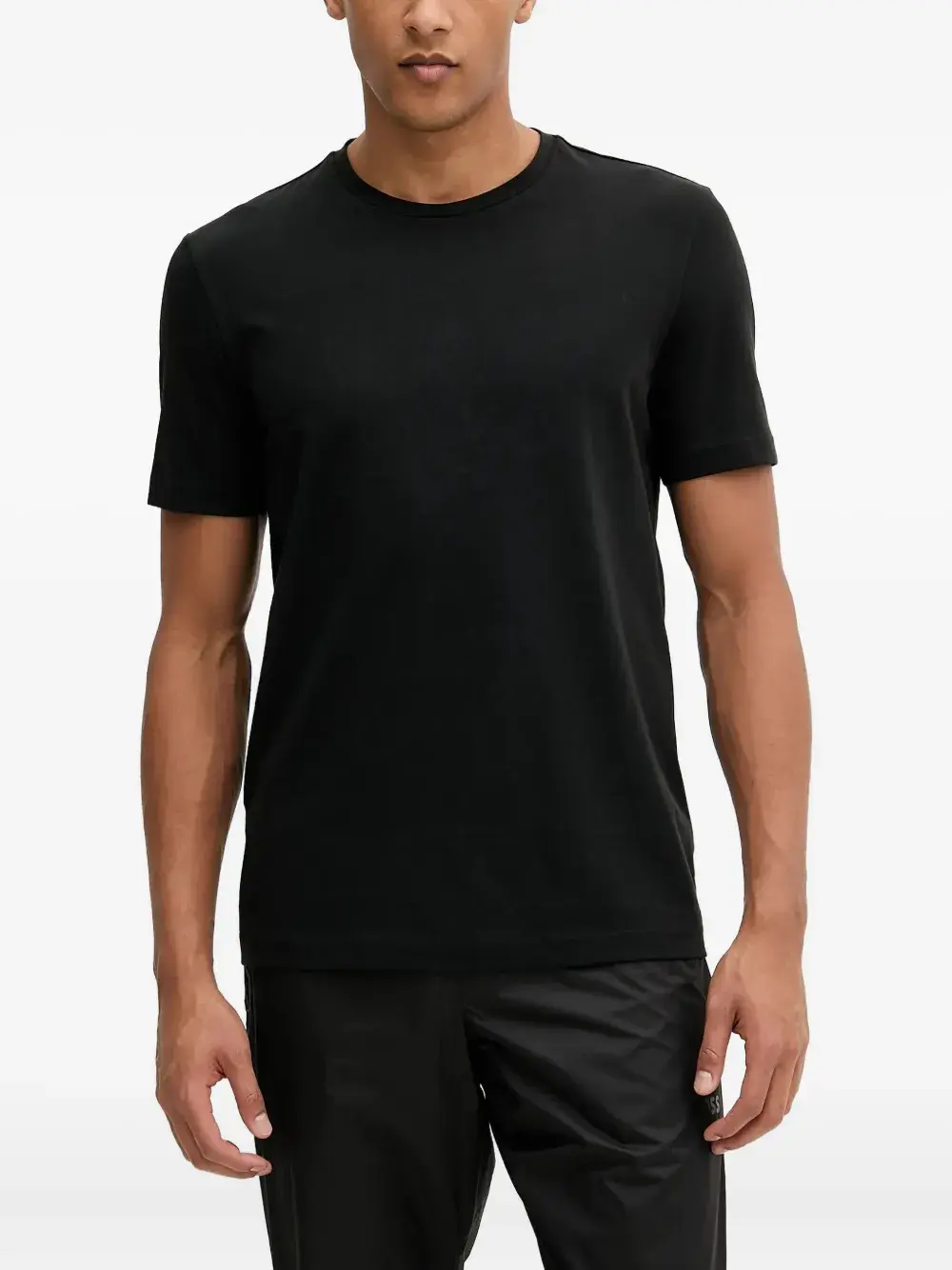 Футболка с логотипом BOSS
Футболка с логотипом BOSS