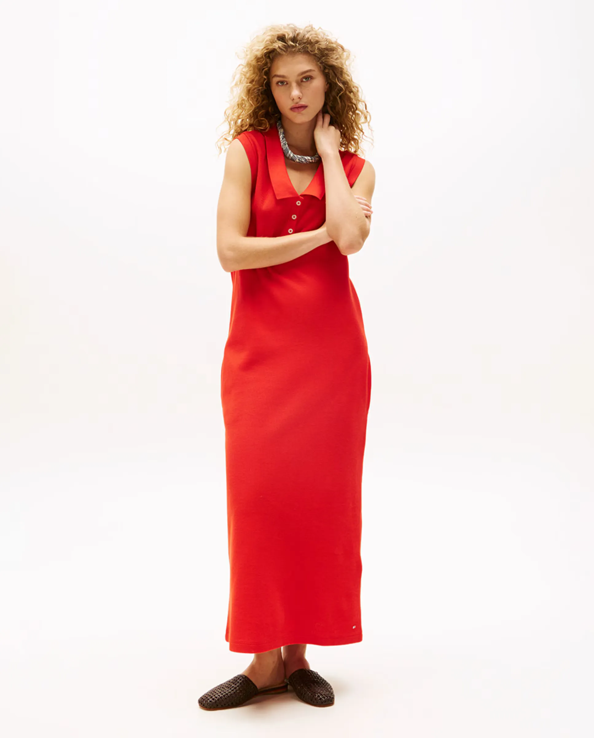 TH SS25 RUNWAY Женское длинное платье в стиле поло без рукавов Tommy Hilfiger, красный
TH SS25 RUNWAY Женское длинное платье в стиле поло без рукавов Tommy Hilfiger, красный