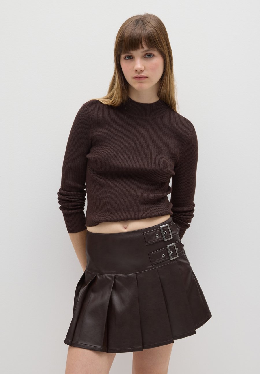Джемпер B.ANGEL MOCK NECK, Dark Brown
Джемпер B.ANGEL MOCK NECK, Dark Brown