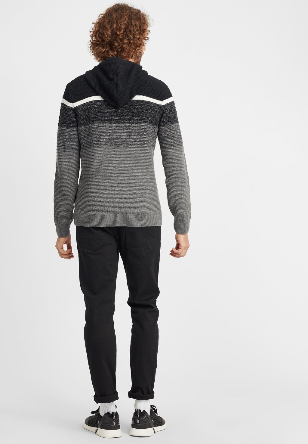 Толстовка с капюшоном BHCEDRAL Blend, черный
Толстовка с капюшоном BHCEDRAL Blend, черный