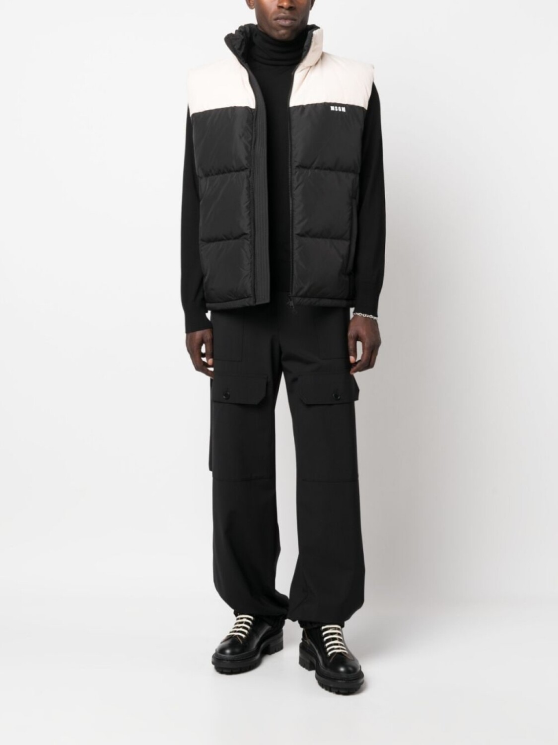 MSGM дутый жилет с высоким воротником, черный
MSGM дутый жилет с высоким воротником, черный