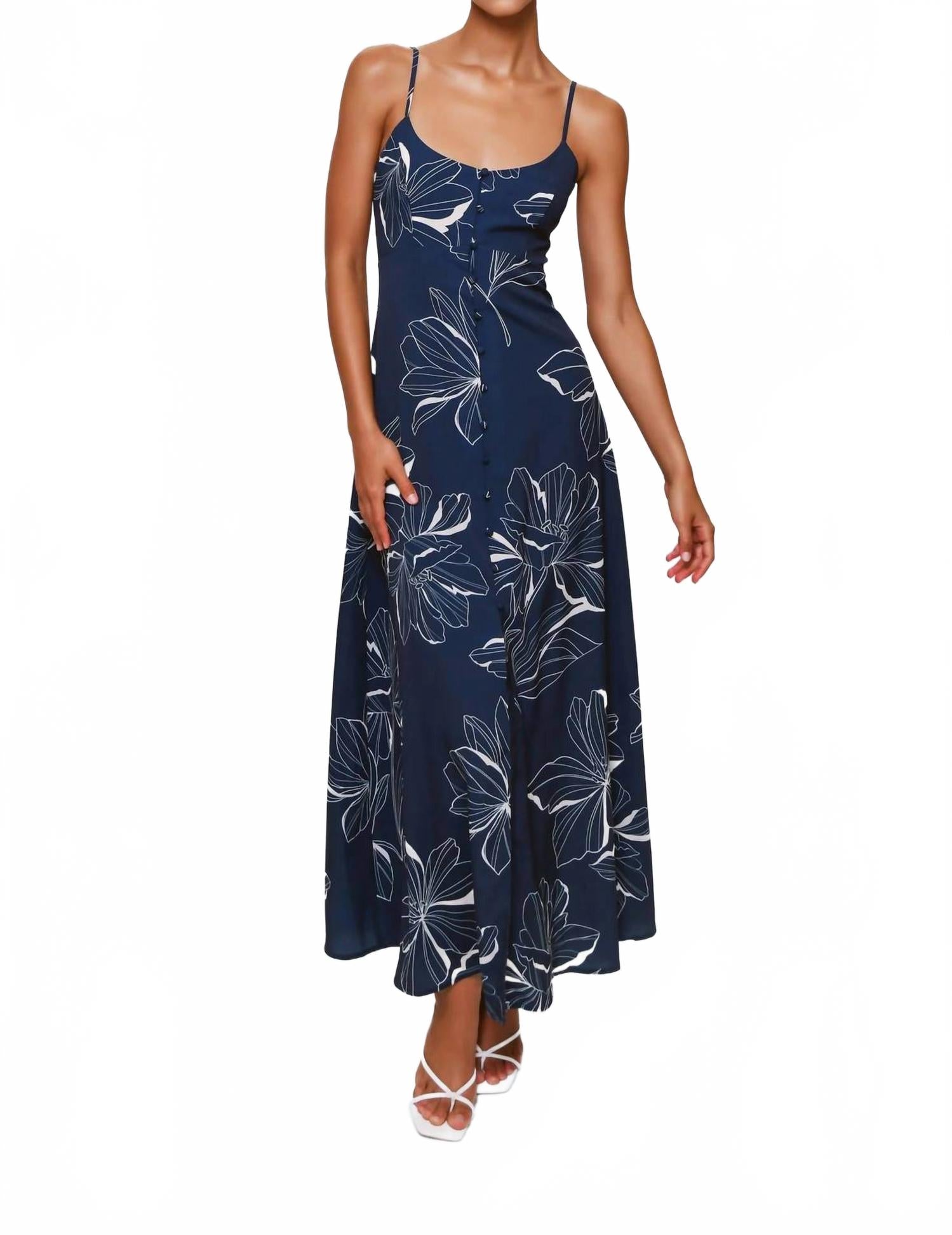 Платье Valente в синем цвете Hutch
Платье Valente в синем цвете Hutch