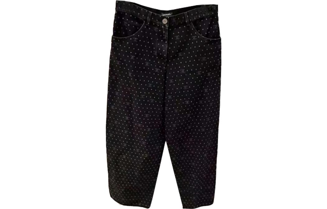 Джинсы женские черные Chanel 
Джинсы женские черные Chanel