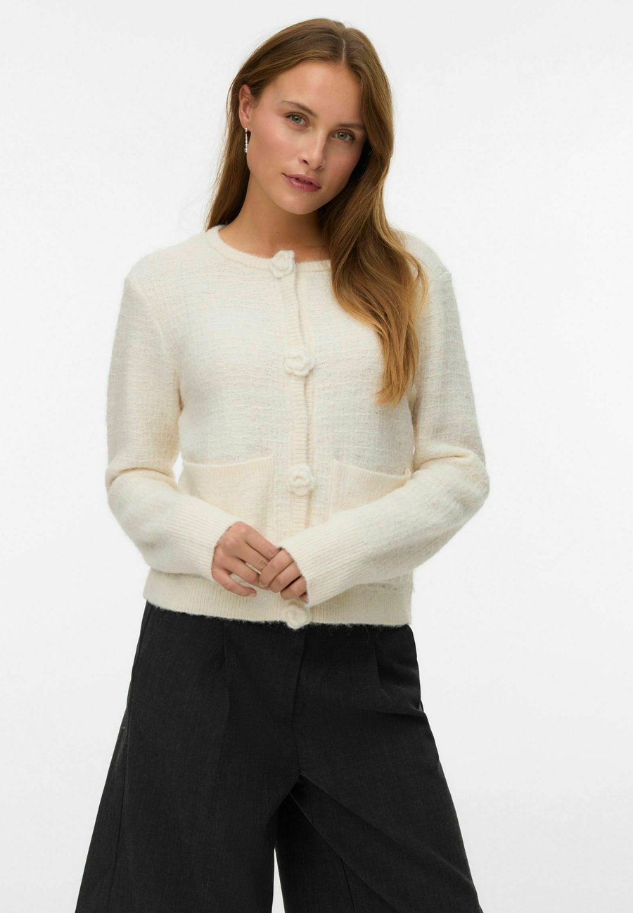Кардиган Vero Moda VMBLOSSOM O-NECK, Birch/Off-White
Кардиган Vero Moda VMBLOSSOM O-NECK, Birch/Off-White