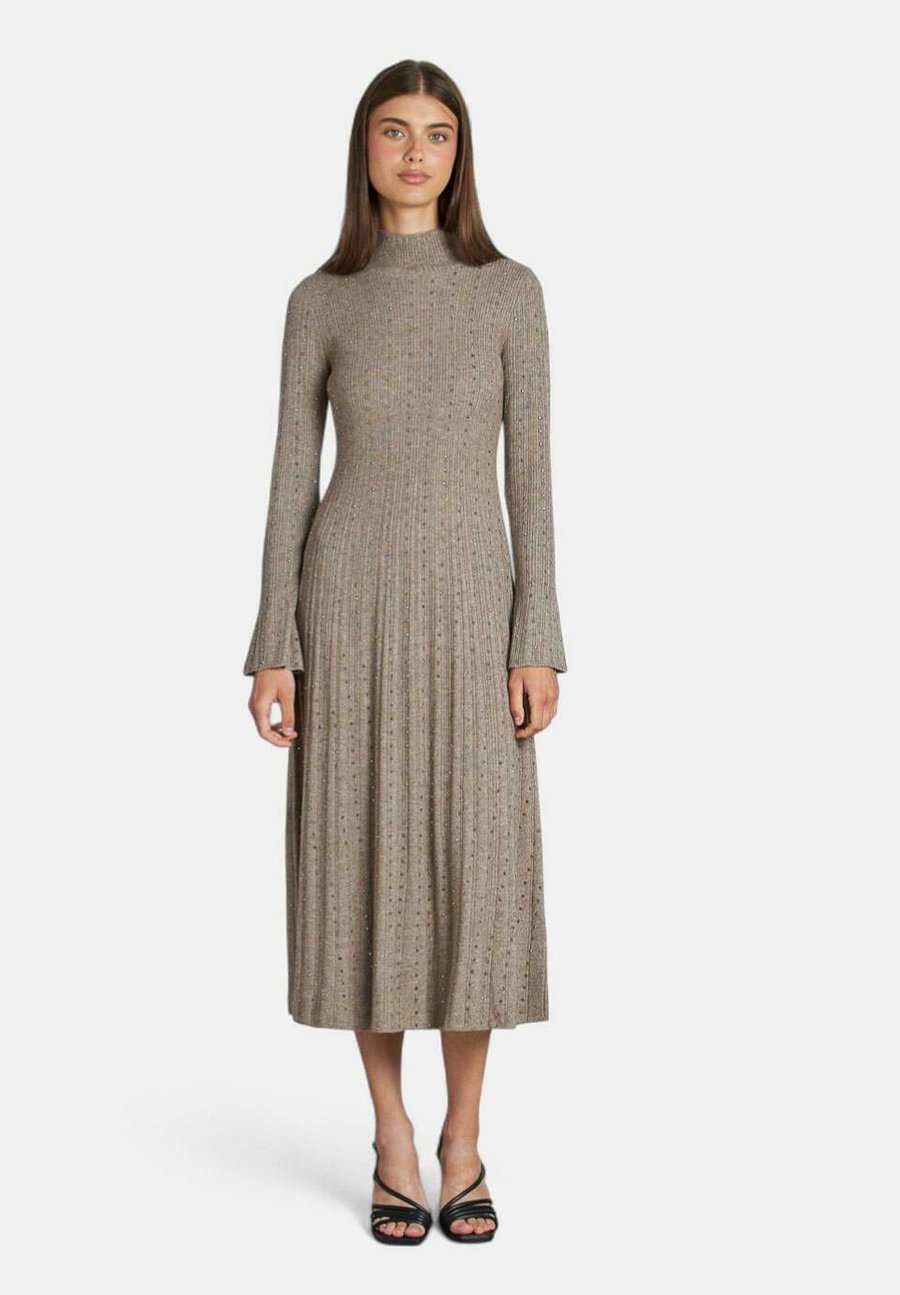 Платье Alma en Pena Jumper dress, Taupe
Платье Alma en Pena Jumper dress, Taupe