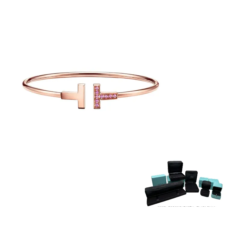 TIFFANY & CO. Браслет T Diamond 18K Rose Gold женский розовый
TIFFANY & CO. Браслет T Diamond 18K Rose Gold женский розовый