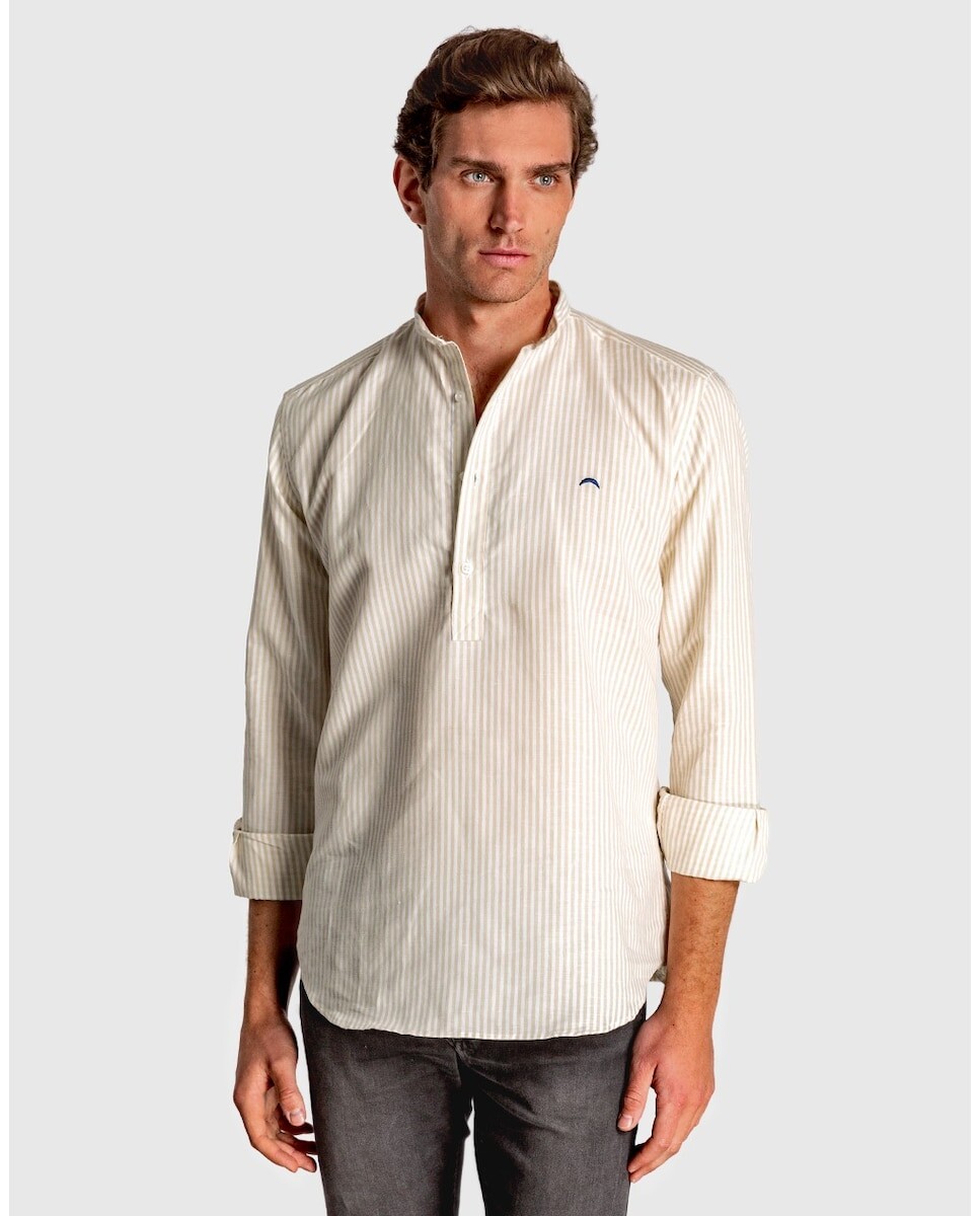 Мужская рубашка обычного кроя в белую полоску Skydiver, белый
Мужская рубашка обычного кроя в белую полоску Skydiver, белый