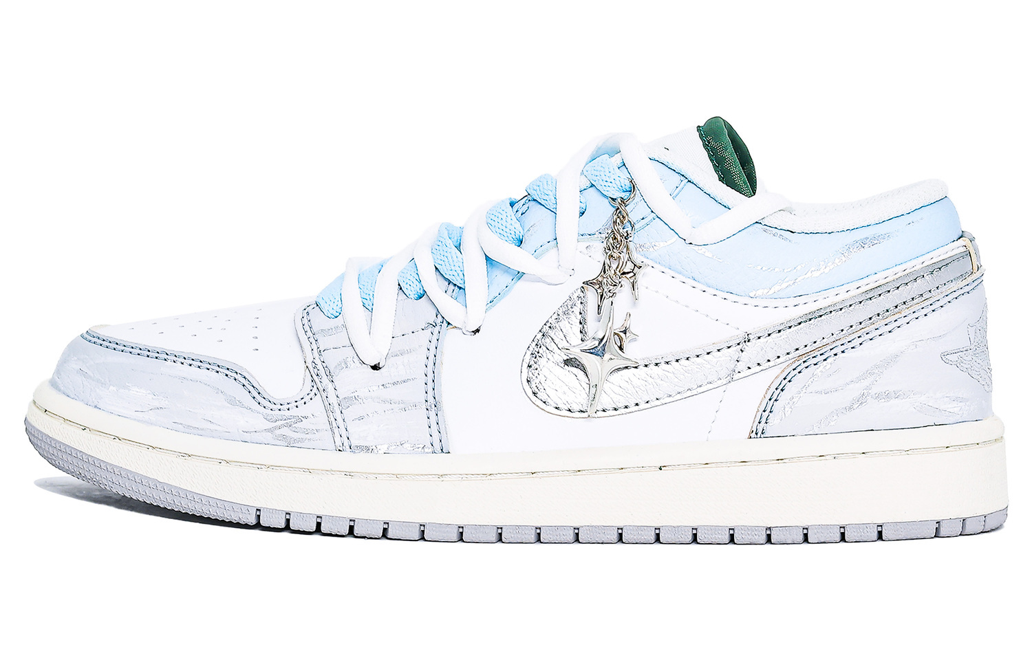 Jordan Air 1 Abrasion Resistant Low top Vintage Basketball Shoes Unisex Blue Silver
Jordan Air 1 Abrasion Resistant Low top Vintage Basketball Shoes Unisex Blue Silver