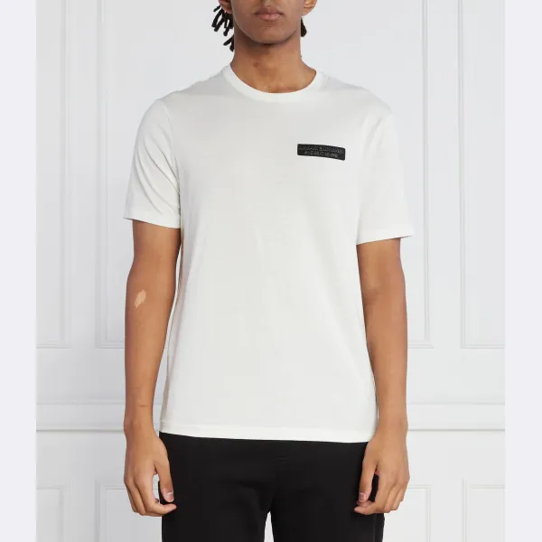 Футболка стандартного кроя Armani Exchange, белый
Футболка стандартного кроя Armani Exchange, белый