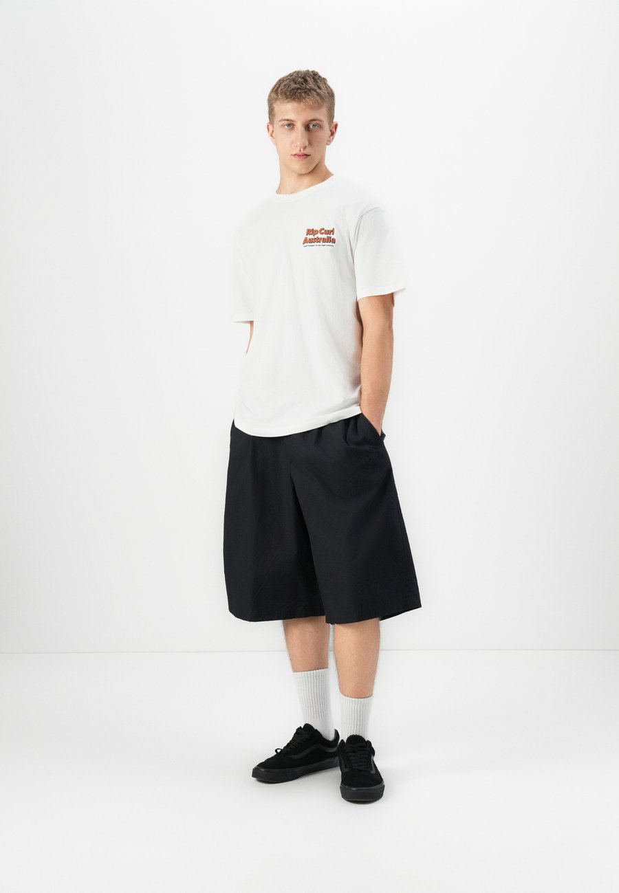 Футболка Rip Curl AUSTRALIA FUN TIMES DESTO UNISEX, Bone/Off-White
Футболка Rip Curl AUSTRALIA FUN TIMES DESTO UNISEX, Bone/Off-White