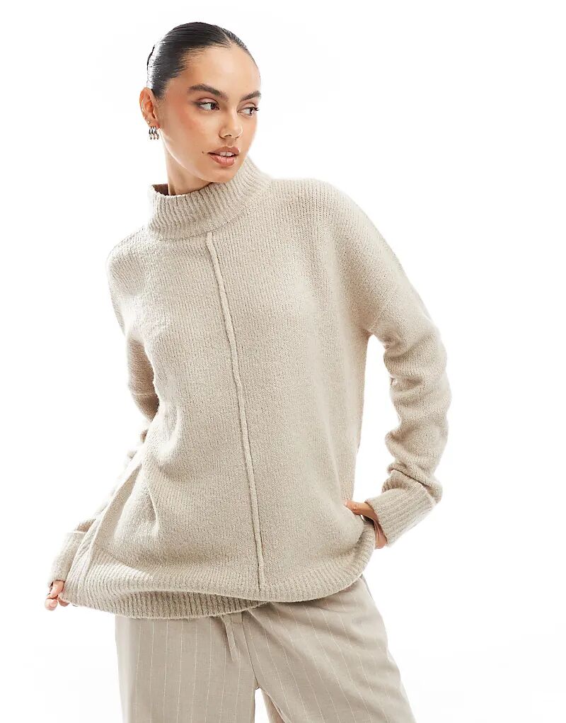 Пушистый вязаный джемпер бежевого цвета Brave Soul 
Пушистый вязаный джемпер бежевого цвета Brave Soul