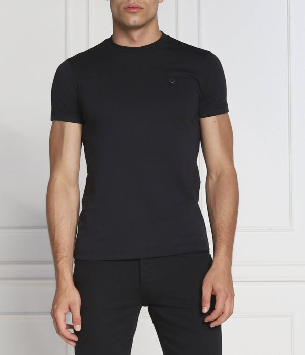 Футболка мужская Emporio Armani базовая, черный
Футболка мужская Emporio Armani базовая, черный