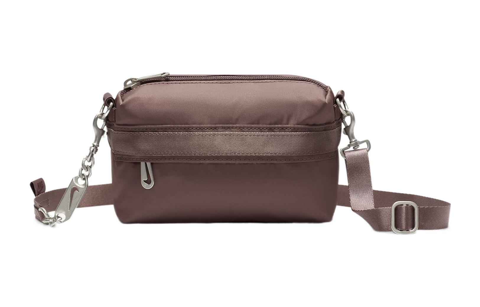 Полиэстеровая поясная сумка ручная через плечо нагрудная повседневная женская кофейная Nike
Полиэстеровая поясная сумка ручная через плечо нагрудная повседневная женская кофейная Nike