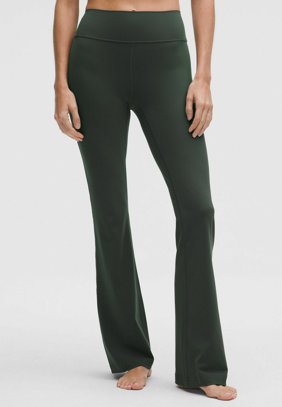 Леггинсы lululemon GROOVE NULU HIGH-RISE FLARED , Rainforest Green/Green
Леггинсы lululemon GROOVE NULU HIGH-RISE FLARED , Rainforest Green/Green