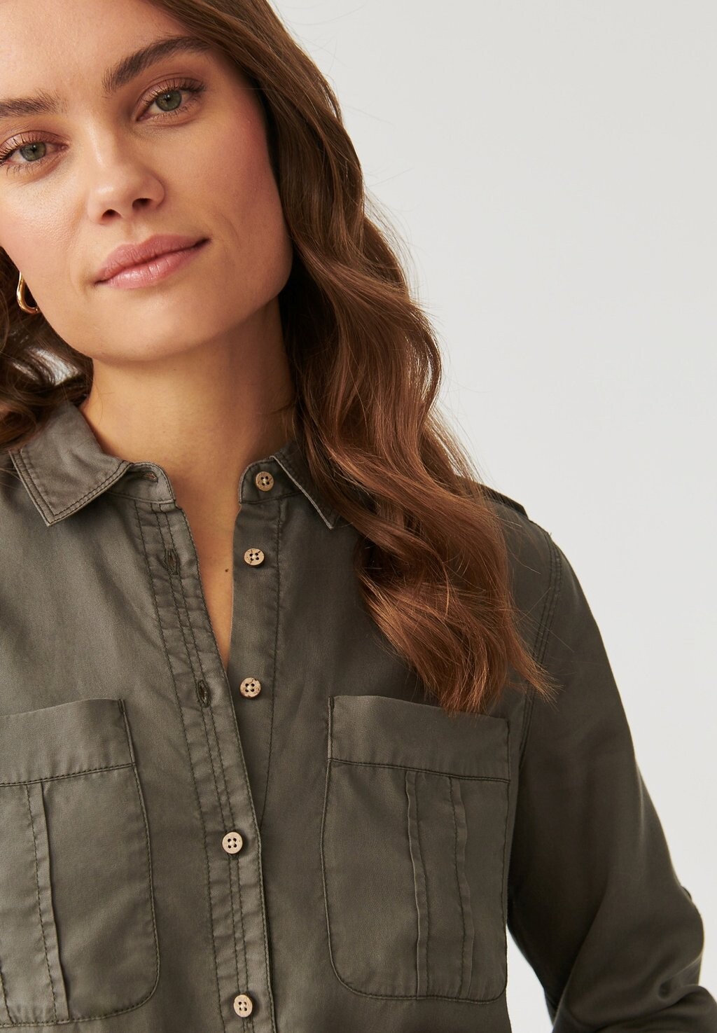 Блуза на пуговицах Korsana TATUUM, хаки
Блуза на пуговицах Korsana TATUUM, хаки