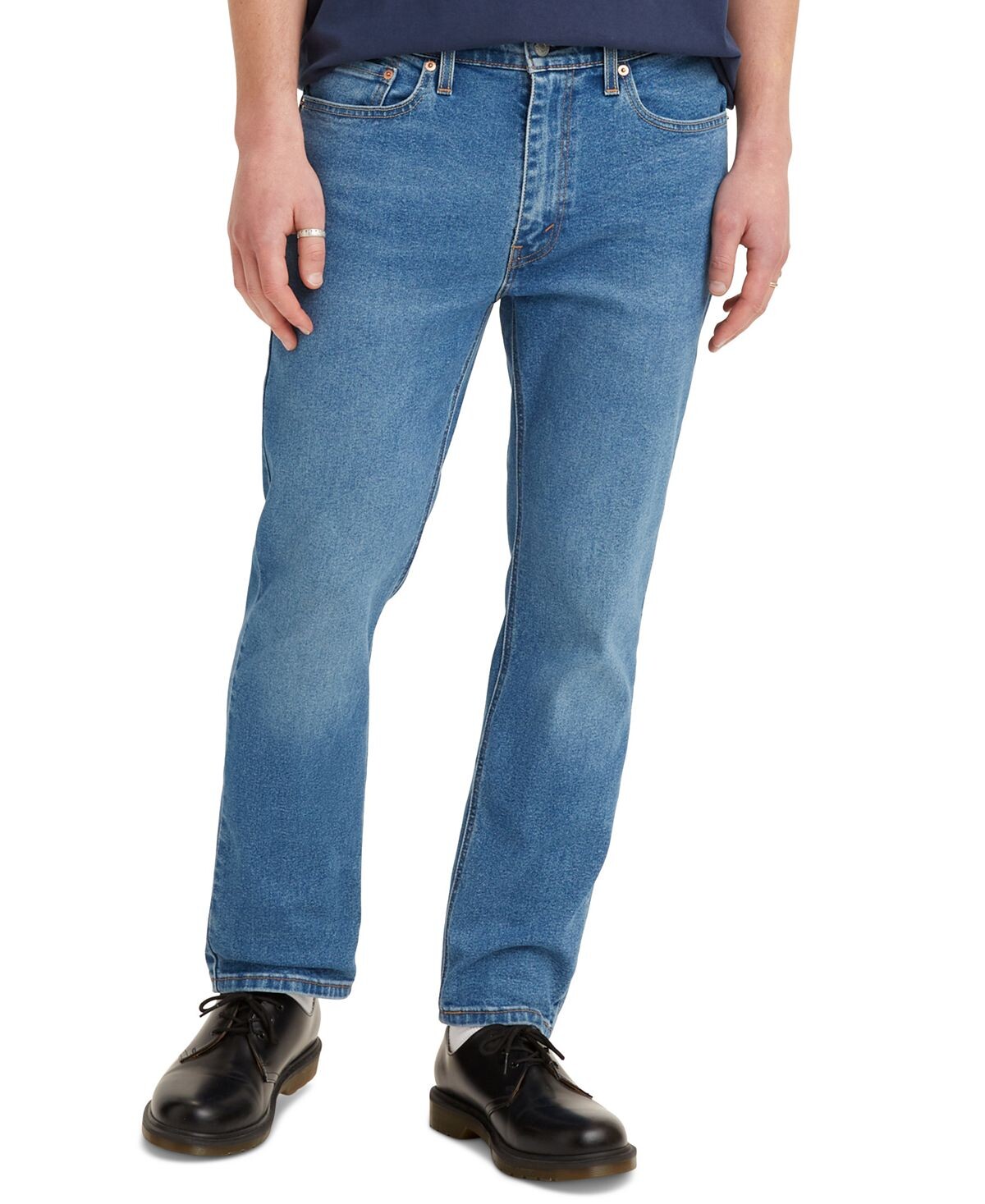 Мужские всесезонные джинсы спортивного кроя 541 из технического материала Levi's
Мужские всесезонные джинсы спортивного кроя 541 из технического материала Levi's