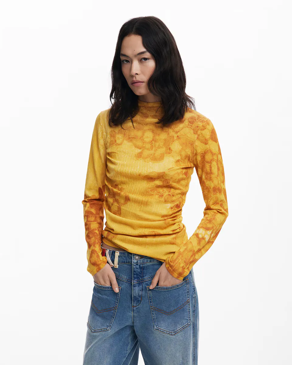 Женский тонкий джемпер акварельный длинный Desigual, желтый
Женский тонкий джемпер акварельный длинный Desigual, желтый