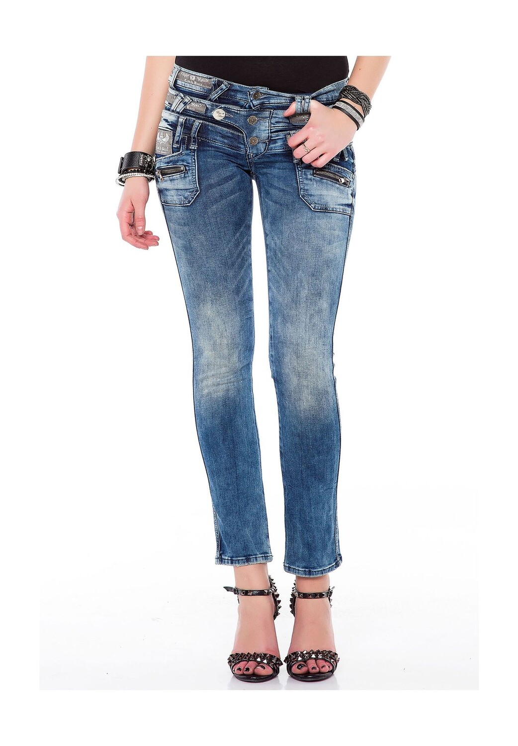 Джинсы с тройным поясом CIPO & BAXX, синий
Джинсы с тройным поясом CIPO & BAXX, синий