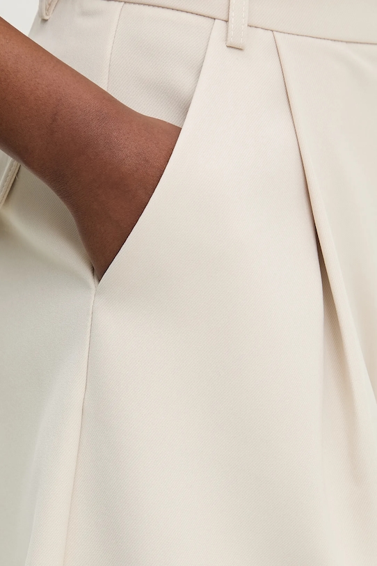 Шорты Answear.Lab, бежевый
Шорты Answear.Lab, бежевый