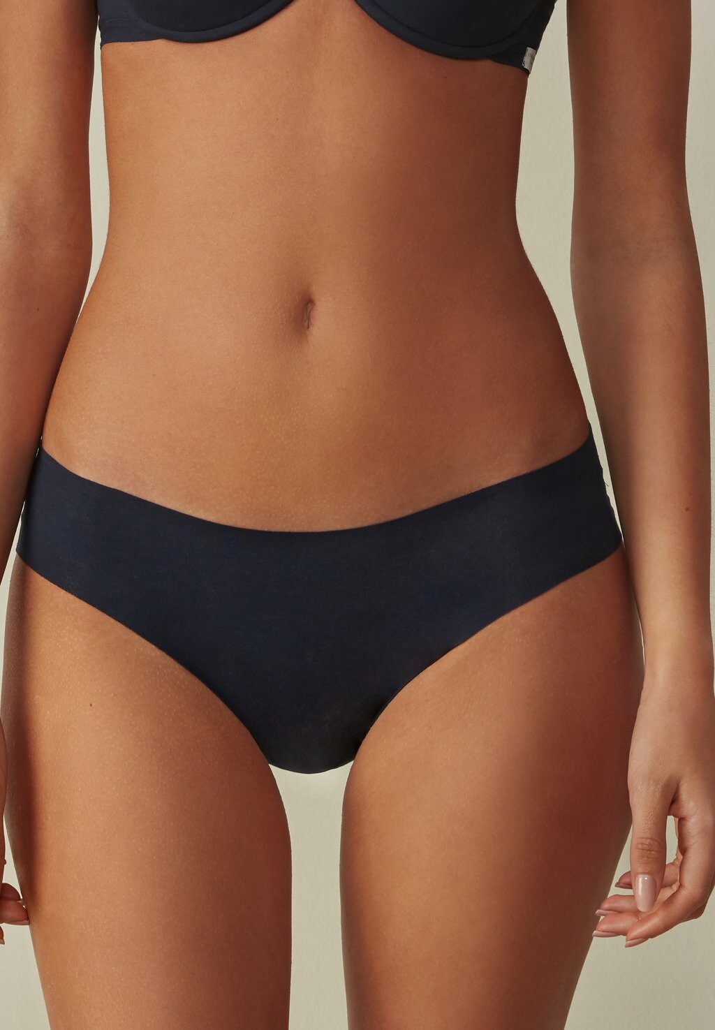 Трусы RAW-CUT Intimissimi, цвет dark blue
Трусы RAW-CUT Intimissimi, цвет dark blue
