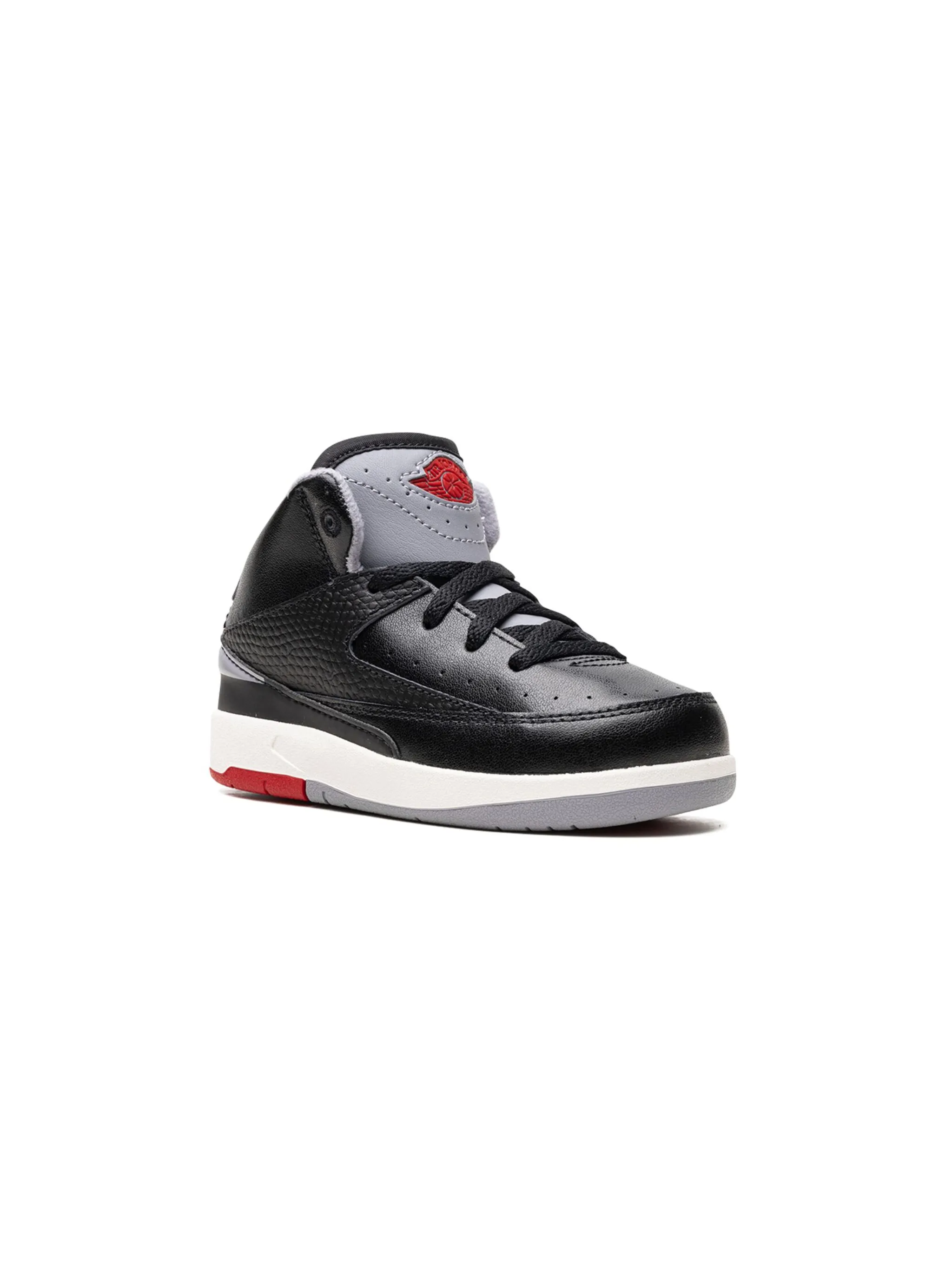 Кроссовки Air Jordan 2 Retro Cement Jordan Kids, черный
Кроссовки Air Jordan 2 Retro Cement Jordan Kids, черный