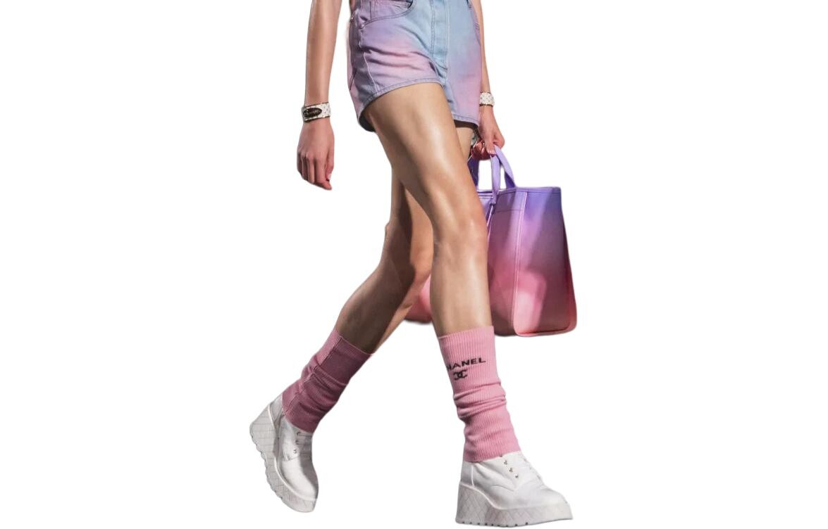 Женские носки до середины икры Chanel
Женские носки до середины икры Chanel