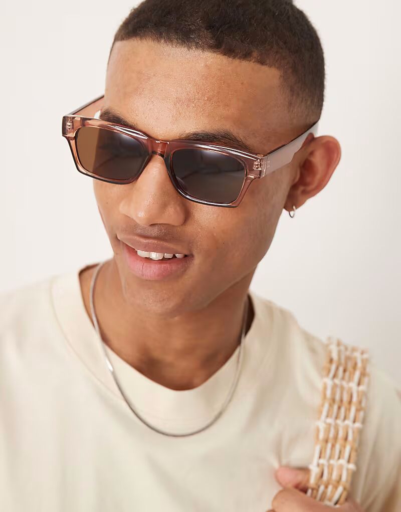 Солнцезащитные очки ASOS DESIGN квадратные с коричневыми линзами и коричневой оправой
Солнцезащитные очки ASOS DESIGN квадратные с коричневыми линзами и коричневой оправой