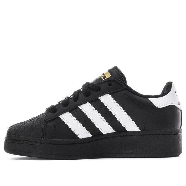 Кроссовки оригиналы суперзвезда Adidas, белый
Кроссовки оригиналы суперзвезда Adidas, белый