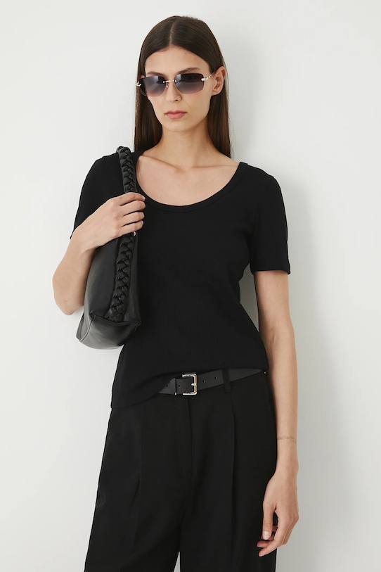 Футболка Medicine, черный
Футболка Medicine, черный