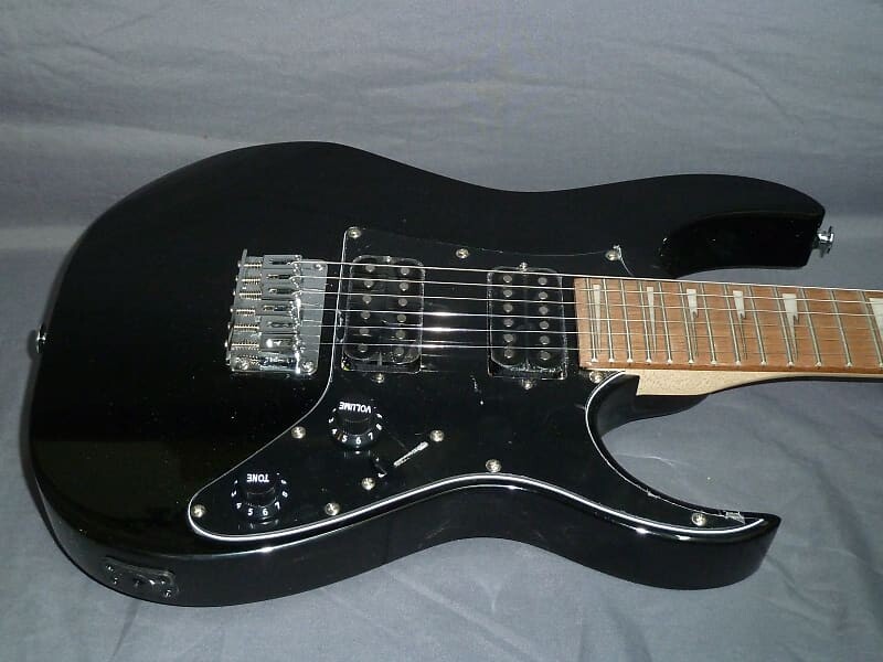 Электрогитара Ibanez GRGM21-BKN Gio Mikro 3/4 Size Electric Guitar 2021 Black Sparkle
Электрогитара Ibanez GRGM21-BKN Gio Mikro 3/4 Size Electric Guitar 2021 Black Sparkle