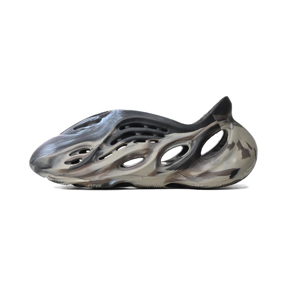 Детские сандалии Adidas Originals Magmur Runner PS, Dark Mushroom with Outerspace and NB Burgundy
Детские сандалии Adidas Originals Magmur Runner PS, Dark Mushroom with Outerspace and NB Burgundy