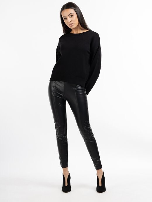 Пуловер Faina, черный
Пуловер Faina, черный