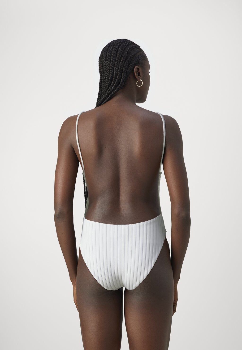 Купальник Square Neck One Piece Calvin Klein, белый
Купальник Square Neck One Piece Calvin Klein, белый