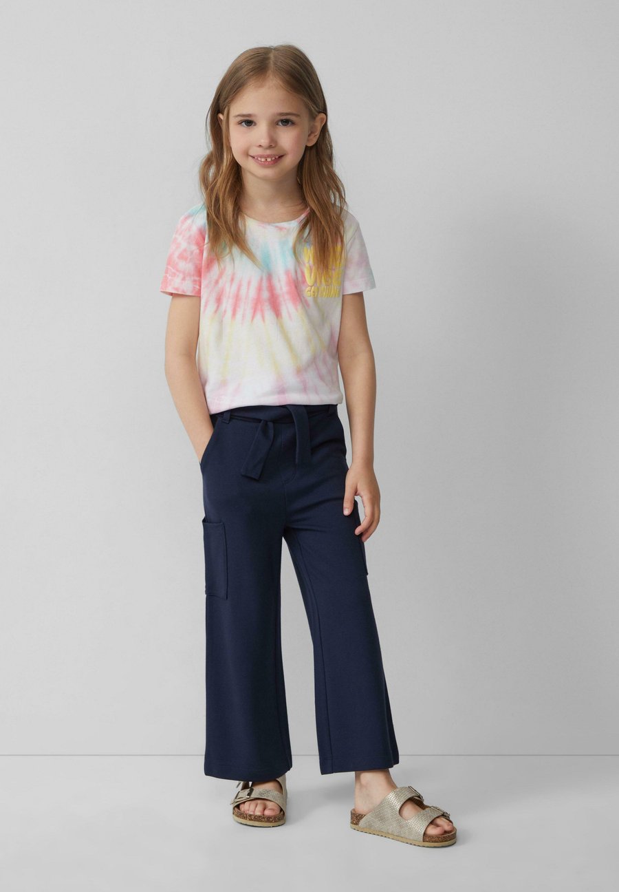 Футболка s.Oliver MIT BATIKMUSTER, Mehrfarbig/Multi-Coloured, Красный, Футболка s.Oliver MIT BATIKMUSTER, Mehrfarbig/Multi-Coloured
Футболка s.Oliver MIT BATIKMUSTER, Mehrfarbig/Multi-Coloured, Красный, Футболка s.Oliver MIT BATIKMUSTER, Mehrfarbig/Multi-Coloured