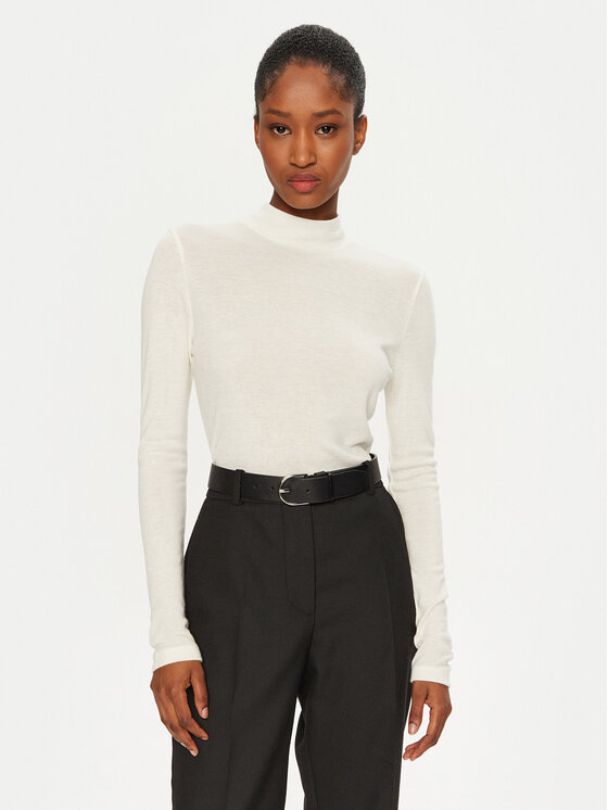 Свитер с высоким воротником приталенного кроя Calvin Klein, экрю
Свитер с высоким воротником приталенного кроя Calvin Klein, экрю