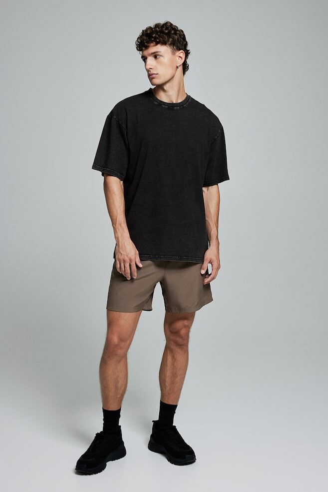 Спортивная рубашка из материала drymove свободного кроя H&M, черный
Спортивная рубашка из материала drymove свободного кроя H&M, черный