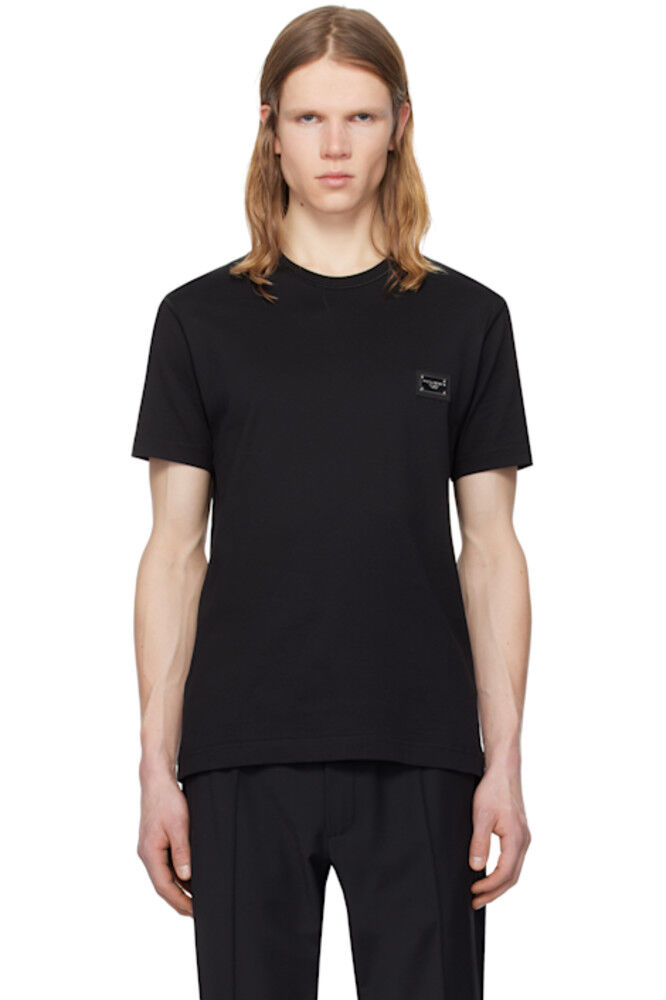 Черная хлопковая футболка с фирменной биркой Dolce&Gabbana
Черная хлопковая футболка с фирменной биркой Dolce&Gabbana