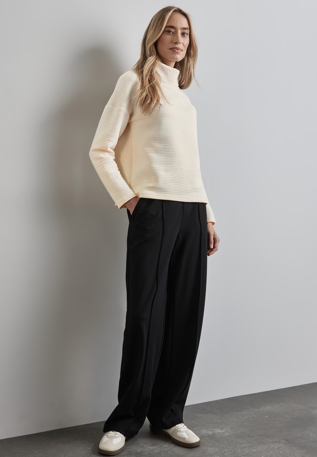 Топ с длинными рукавами Street One, молочный
Топ с длинными рукавами Street One, молочный