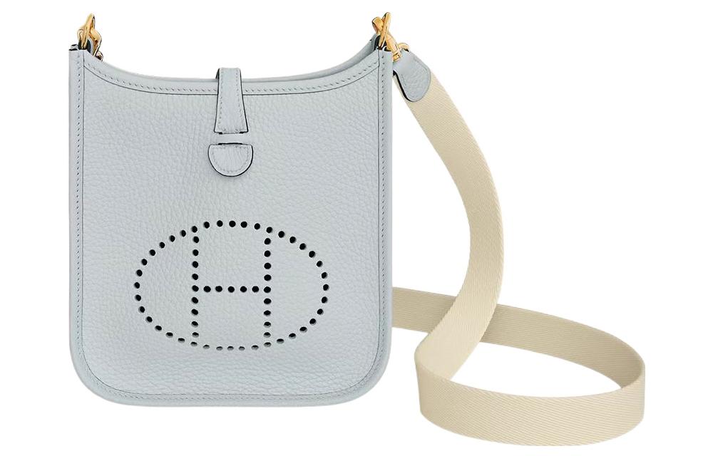 HERMES Сумка через плечо Evelyne Clemence из кожи коровы мини кроссбоди женская
HERMES Сумка через плечо Evelyne Clemence из кожи коровы мини кроссбоди женская